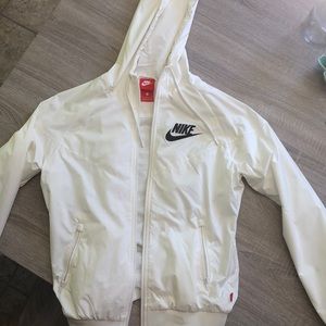 Nike windbreaker